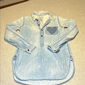 Madewell Chambray Shirt Wiith Heart Detail.  Size XXS.